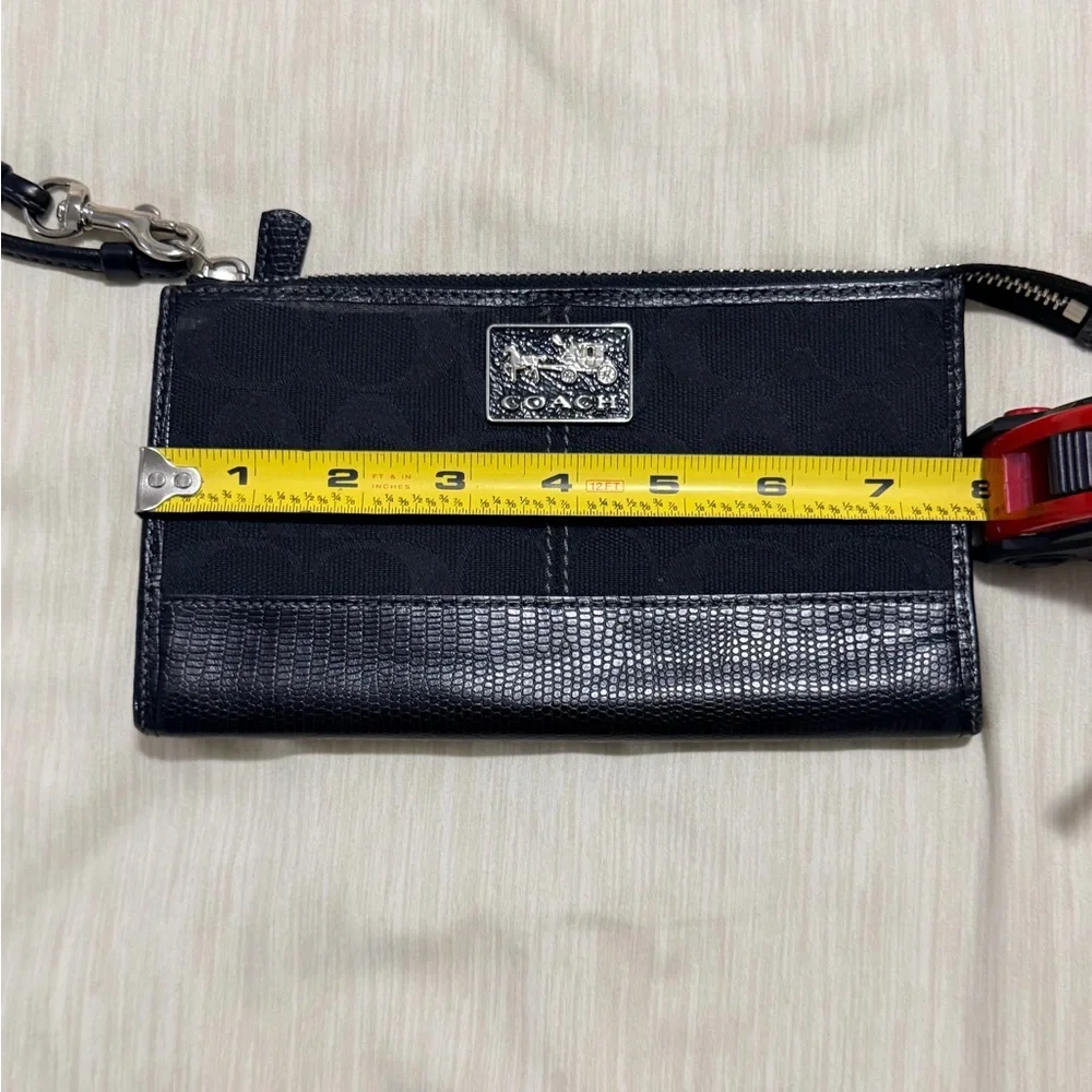 Coach Signature Wristlet - Picture 12 of 13